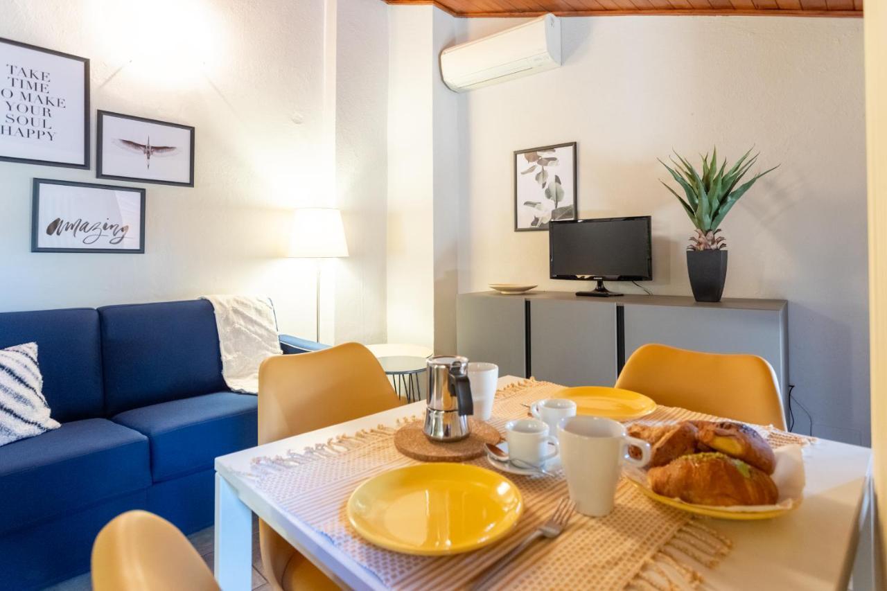 Blue Attic - Historical Como City Center By Rent All Como Exteriér fotografie