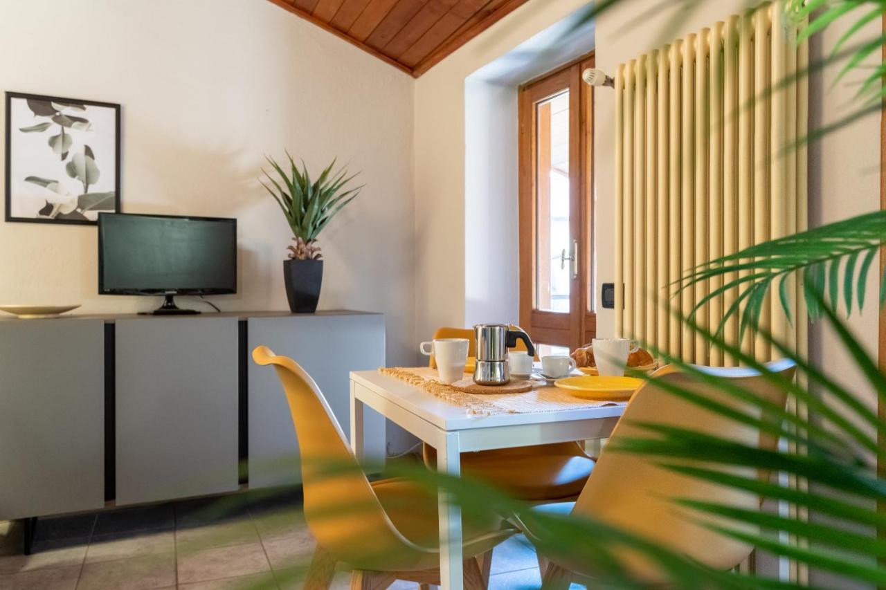 Blue Attic - Historical Como City Center By Rent All Como Exteriér fotografie