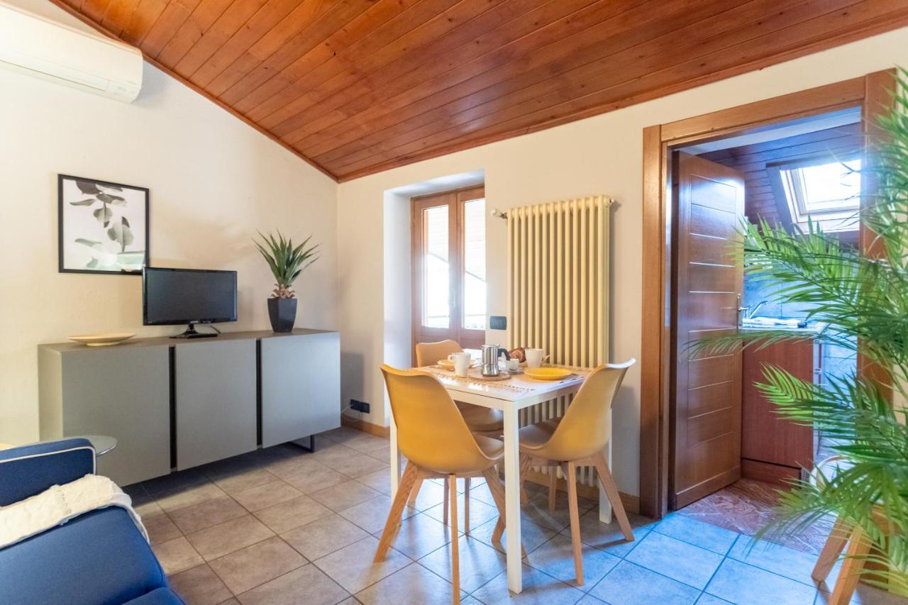Blue Attic - Historical Como City Center By Rent All Como Exteriér fotografie